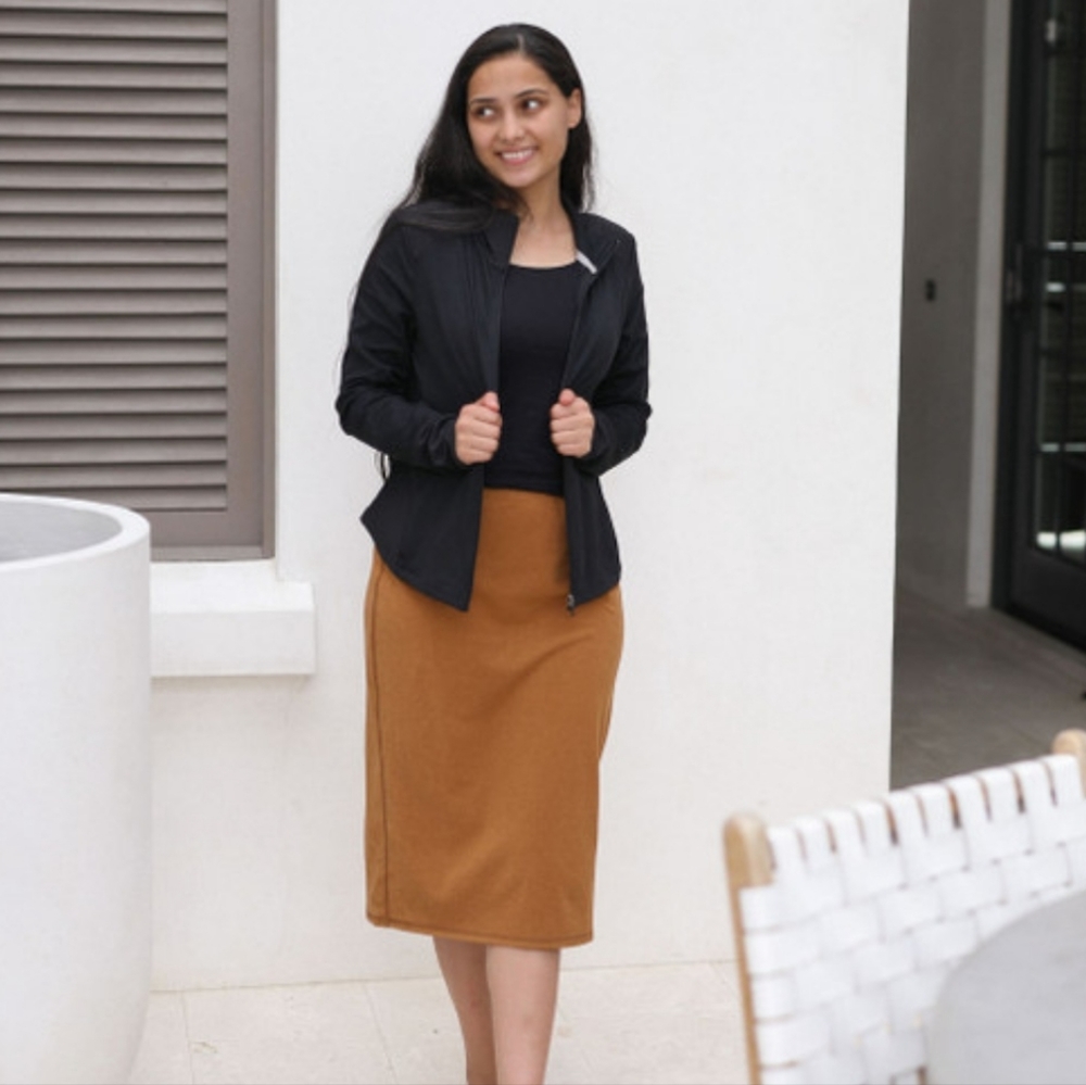 On The Go Skirt